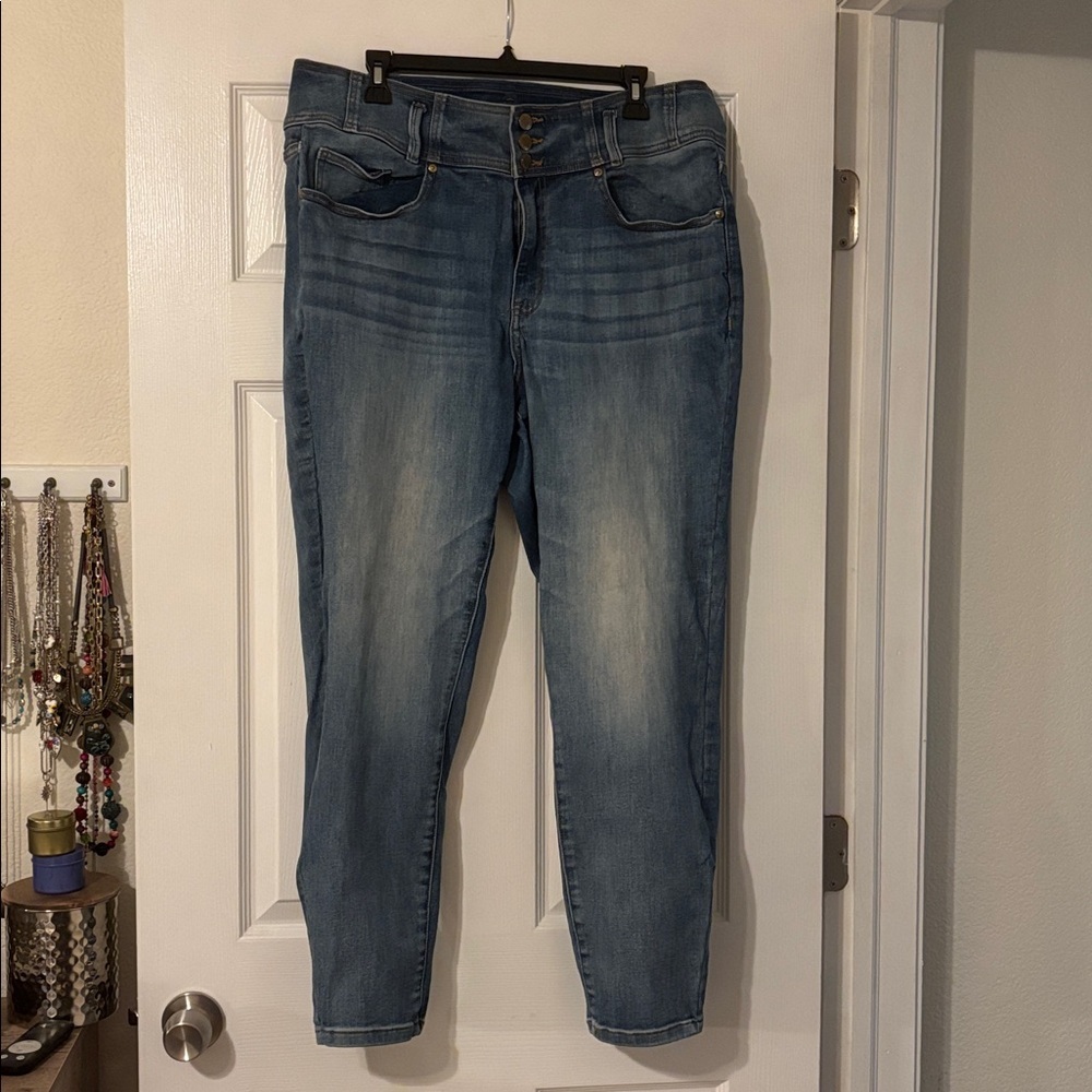 Lane Bryant Ultra High Rise 3-Button Jeggings